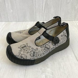 Dr. Martens Courtney Skull Mary Jane Shoes